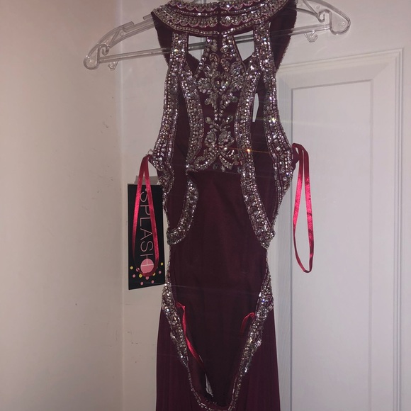 prom dress - Picture 2 of 7